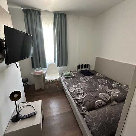 Moebiliertes Apartment Hamburg Exterior foto